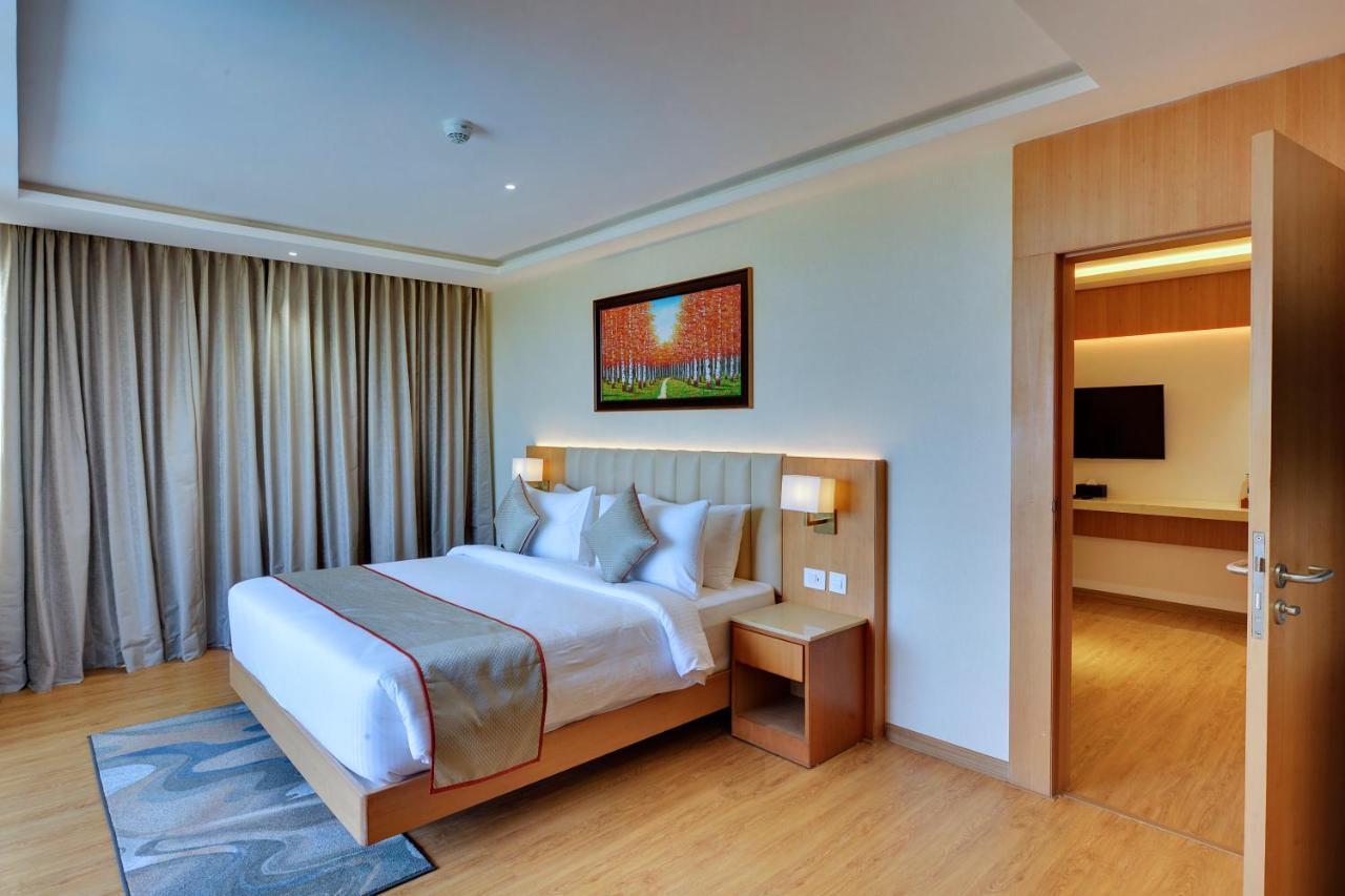 Clarion Hotel Bangalore Yesvantpur Екстер'єр фото