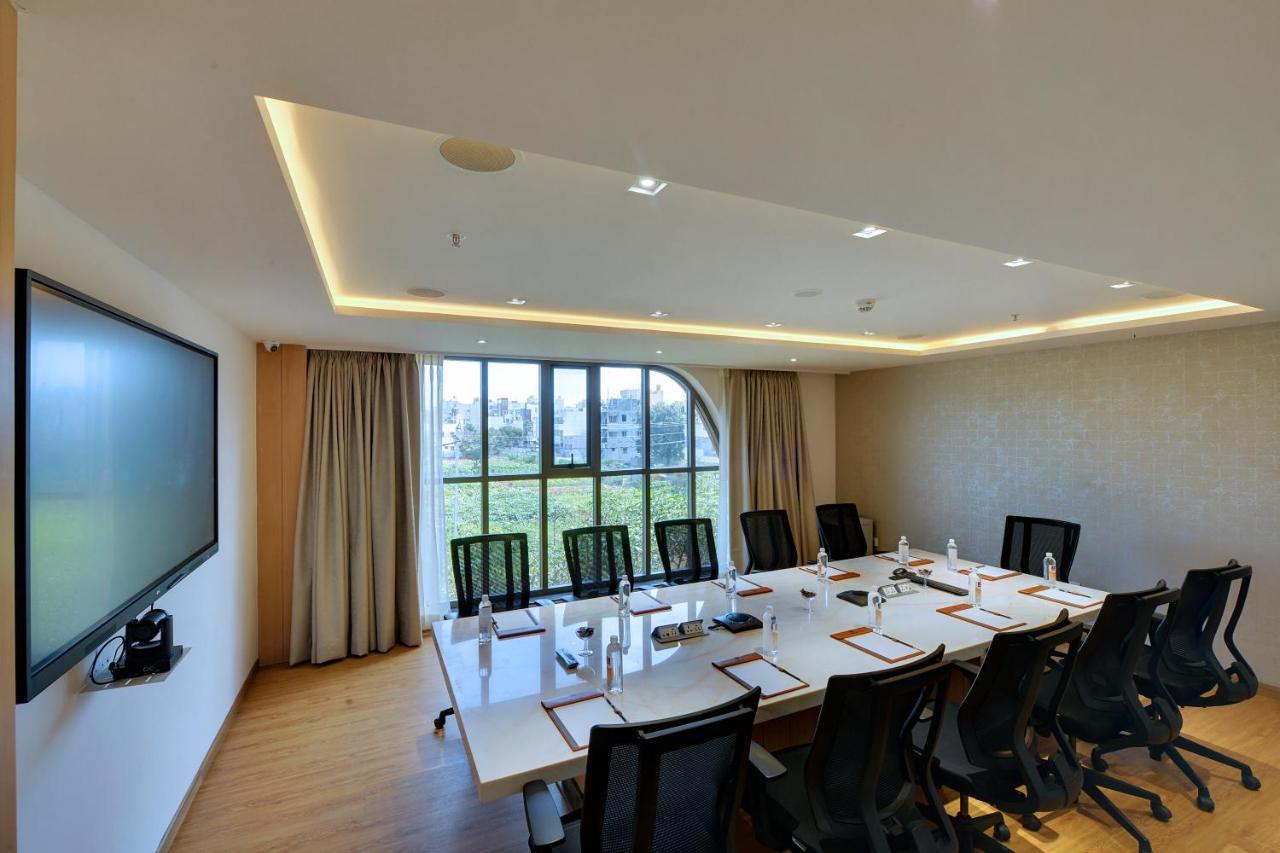 Clarion Hotel Bangalore Yesvantpur Екстер'єр фото