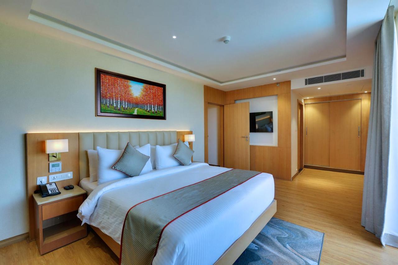 Clarion Hotel Bangalore Yesvantpur Екстер'єр фото
