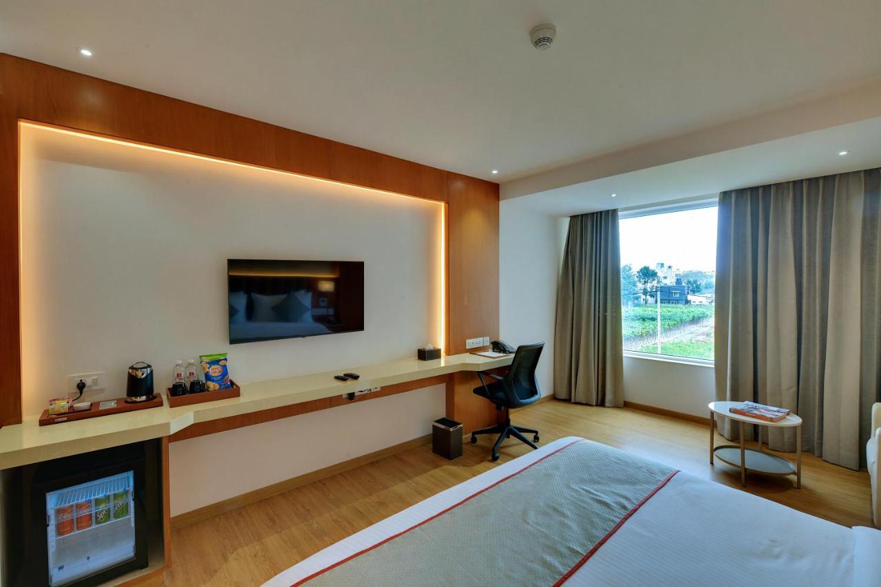 Clarion Hotel Bangalore Yesvantpur Екстер'єр фото