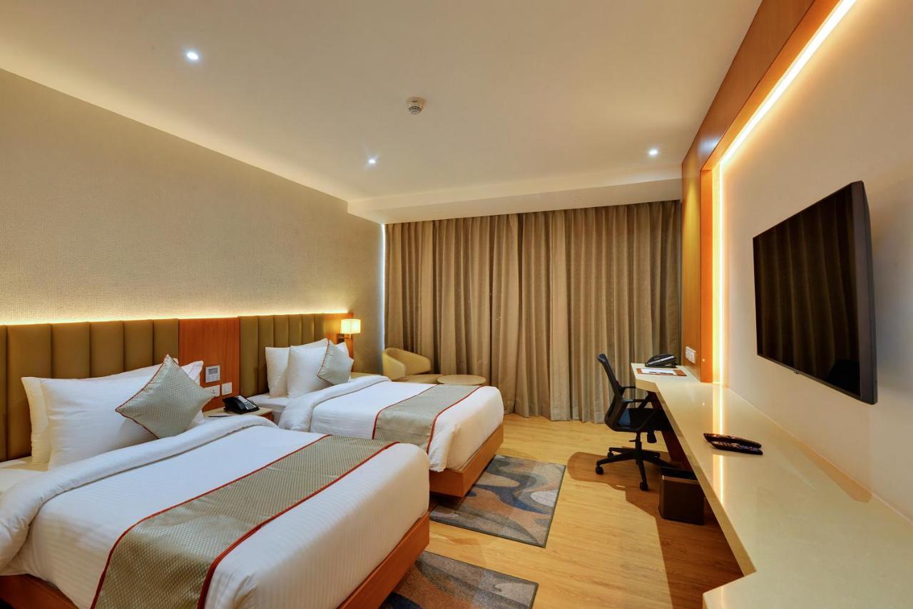 Clarion Hotel Bangalore Yesvantpur Екстер'єр фото