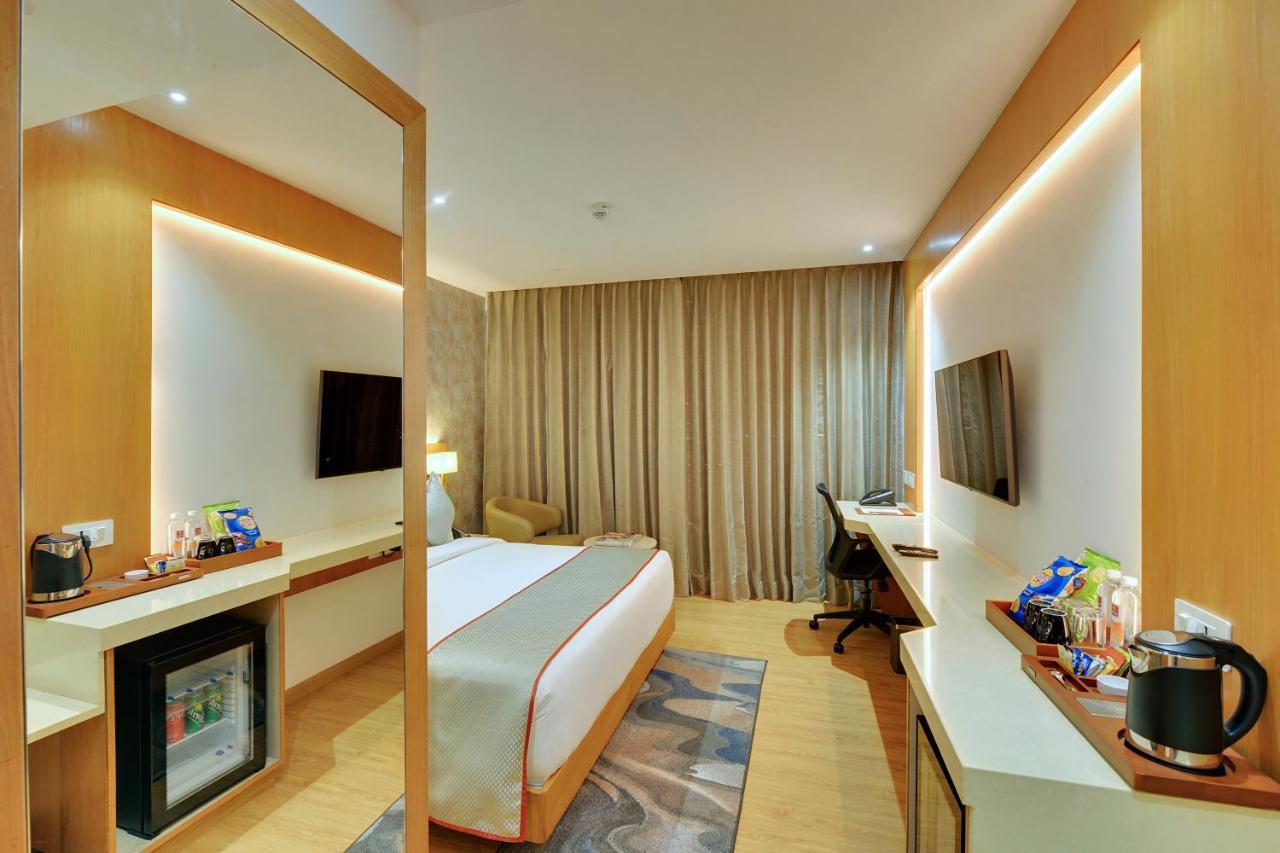 Clarion Hotel Bangalore Yesvantpur Екстер'єр фото