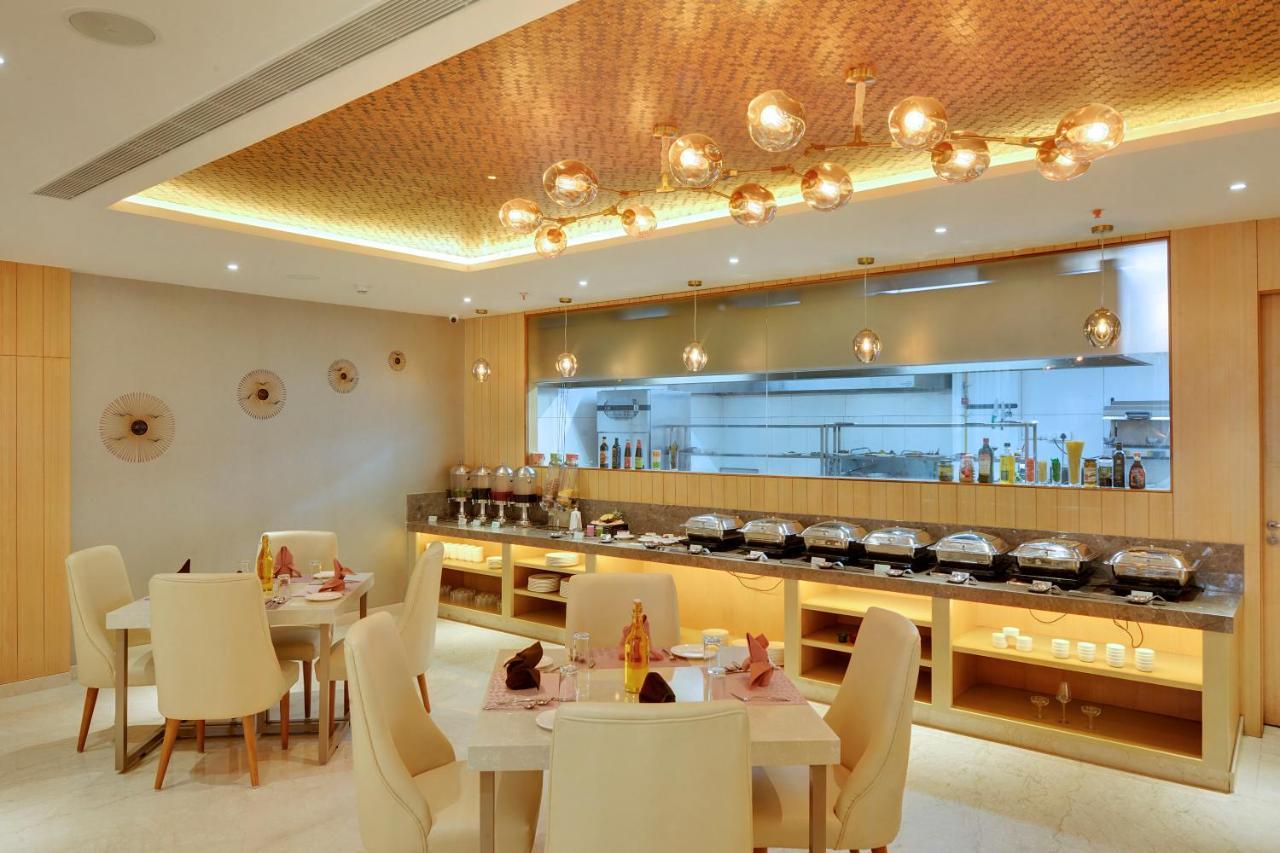 Clarion Hotel Bangalore Yesvantpur Екстер'єр фото