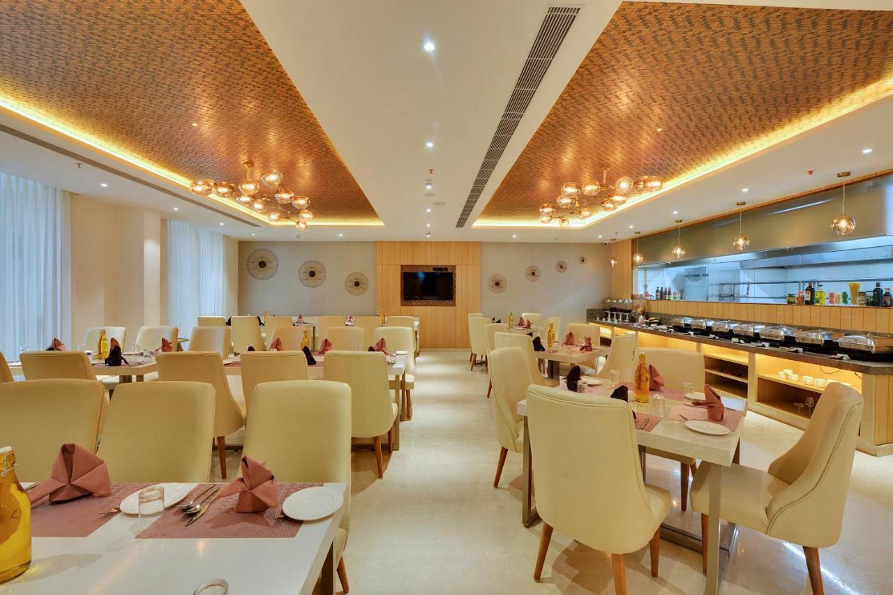 Clarion Hotel Bangalore Yesvantpur Екстер'єр фото